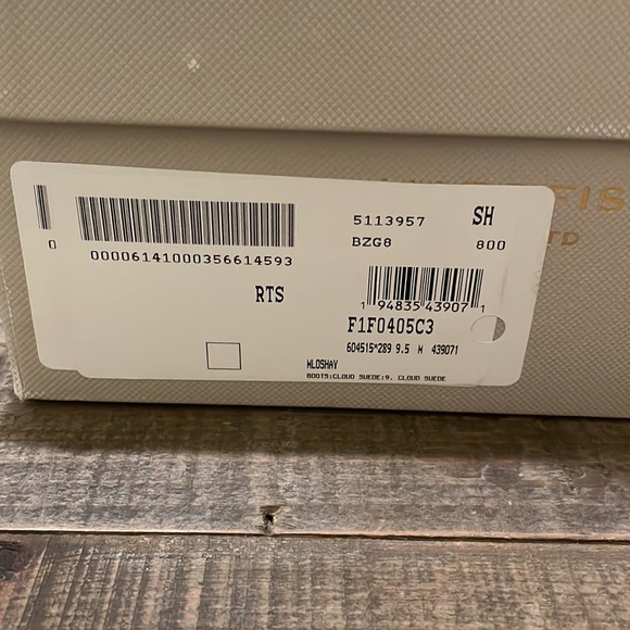 Marc Fisher Oshay Cloud Suede Neutral Boot Bootie - size 9.5 - Picture 2 of 6